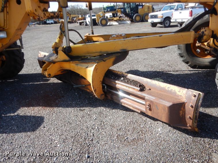 image for item HG9545 1989 John Deere 670B  motor grader