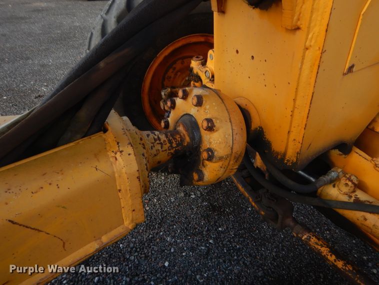 image for item HG9545 1989 John Deere 670B  motor grader