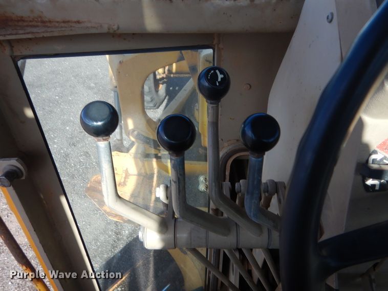 image for item HG9545 1989 John Deere 670B  motor grader