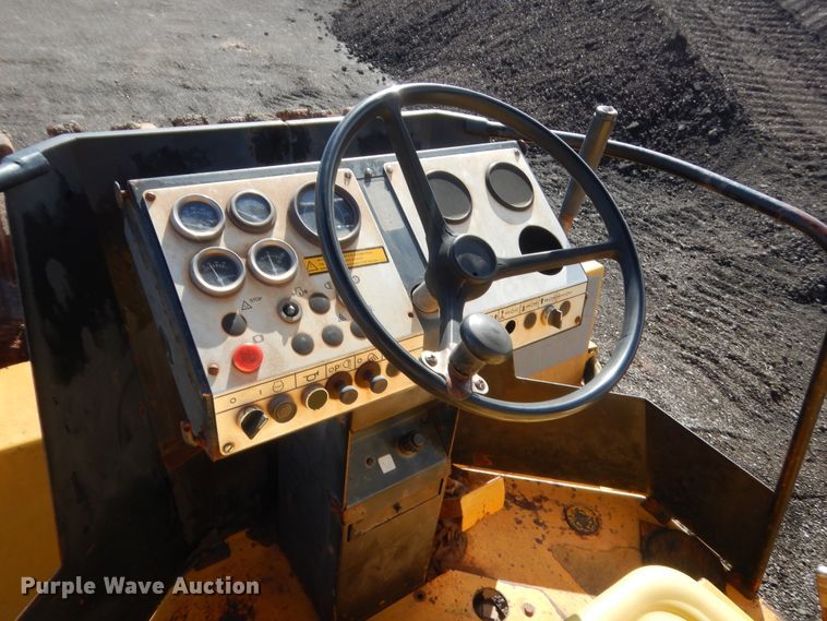 image for item HG9550 1989 Dynapac CA25  vibratory single drum roller