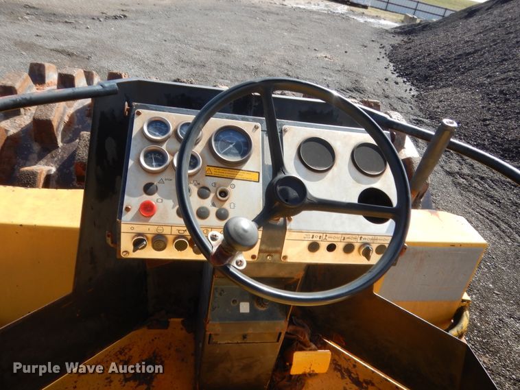 image for item HG9550 1989 Dynapac CA25  vibratory single drum roller