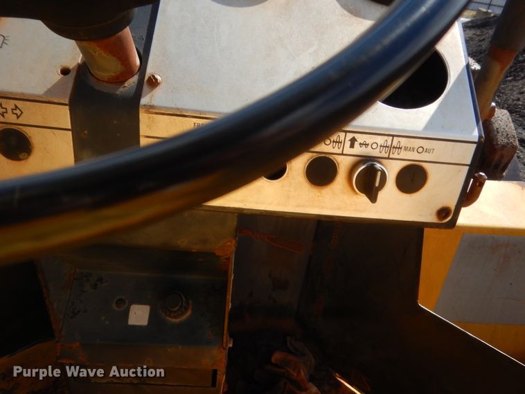 image for item HG9550 1989 Dynapac CA25  vibratory single drum roller