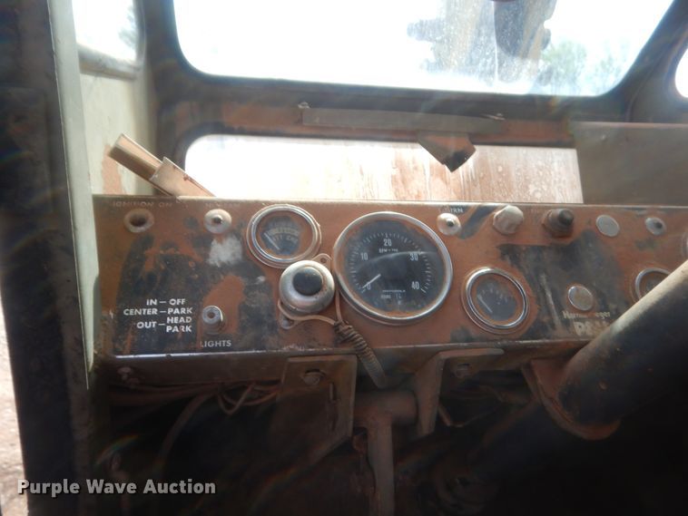 image for item HG9691 1969 P & H MT-250  truck crane