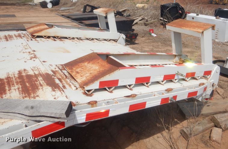 image for item HG9692 2004