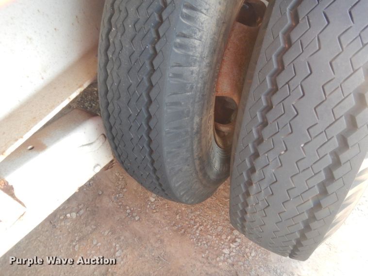 image for item HG9692 2004