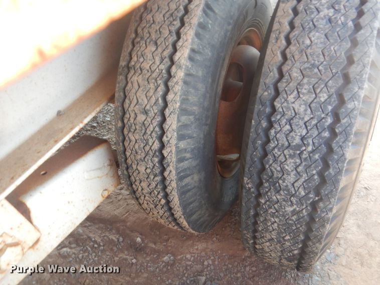 image for item HG9692 2004