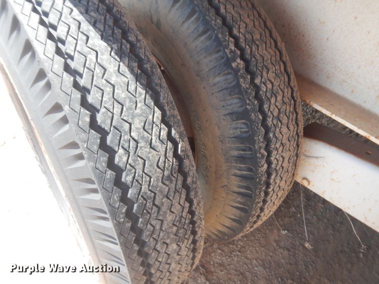 image for item HG9692 2004