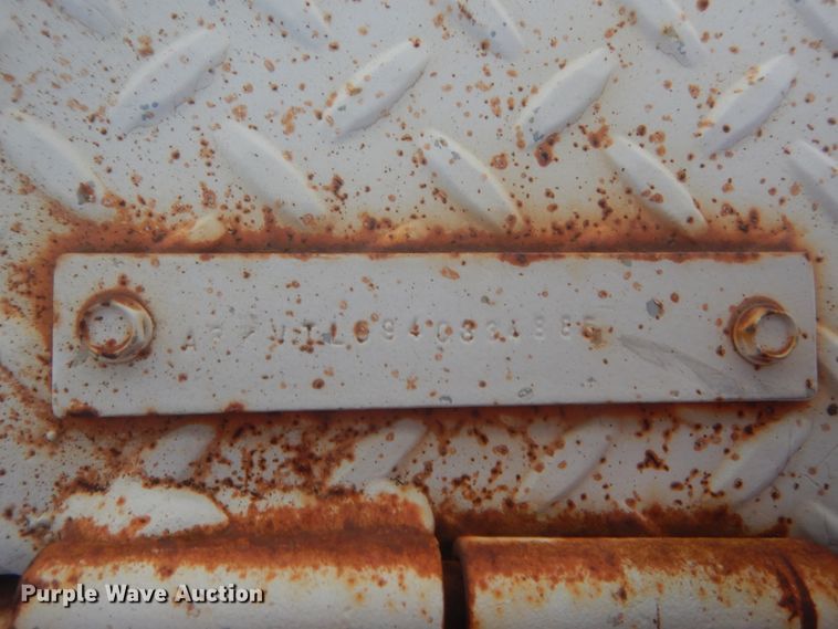 image for item HG9692 2004