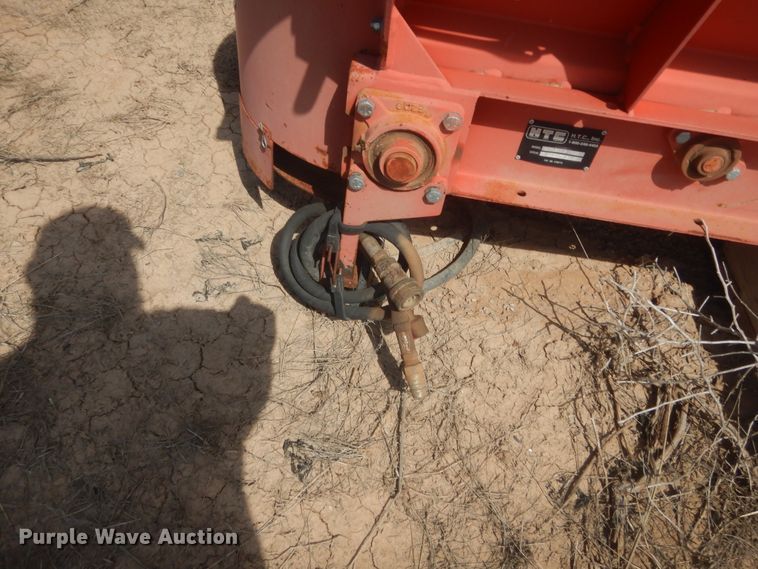 image for item HG9694 HTC 1800-3 sand spreader