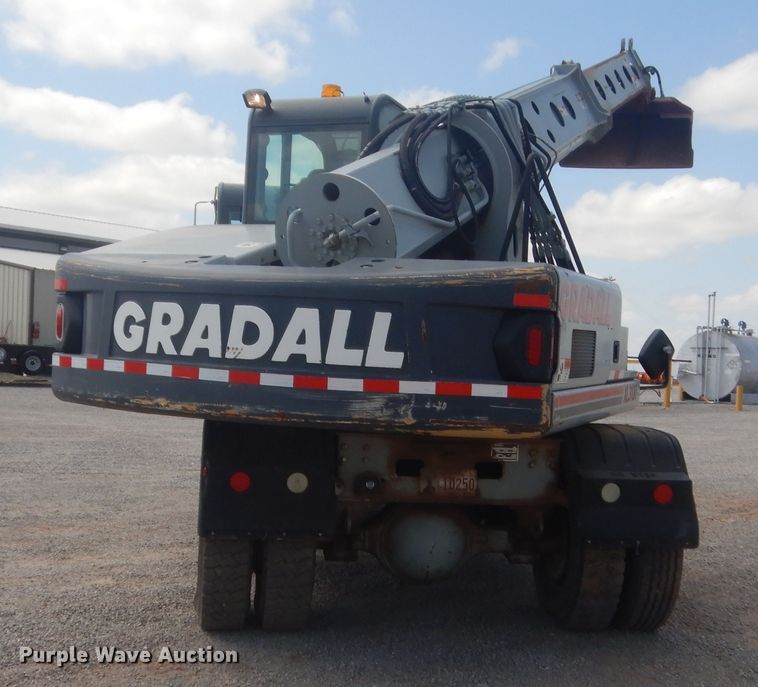 image for item HG9698 2005 Gradall XL3100  wheeled excavator