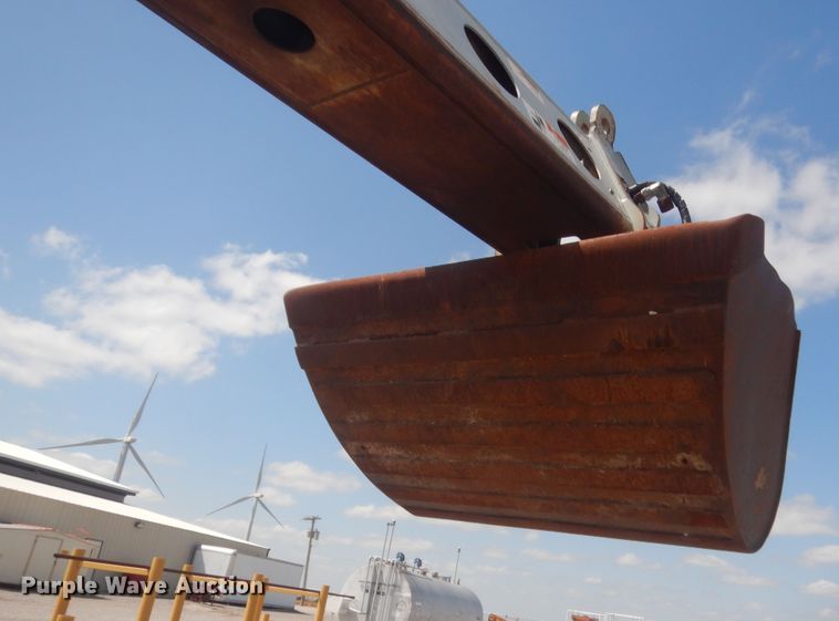 image for item HG9698 2005 Gradall XL3100  wheeled excavator