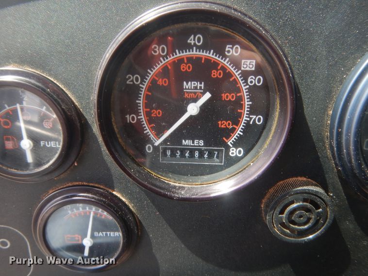 image for item HG9698 2005 Gradall XL3100  wheeled excavator