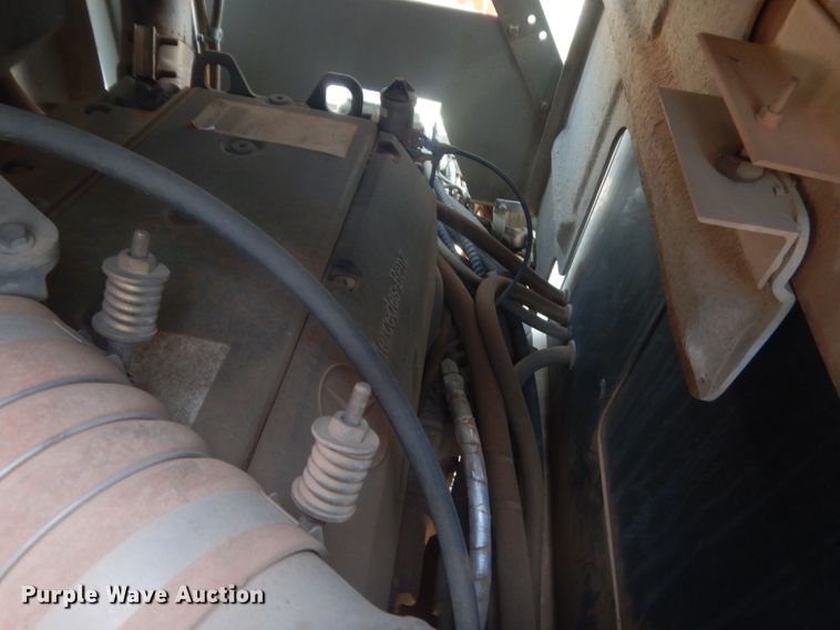 image for item HG9698 2005 Gradall XL3100  wheeled excavator