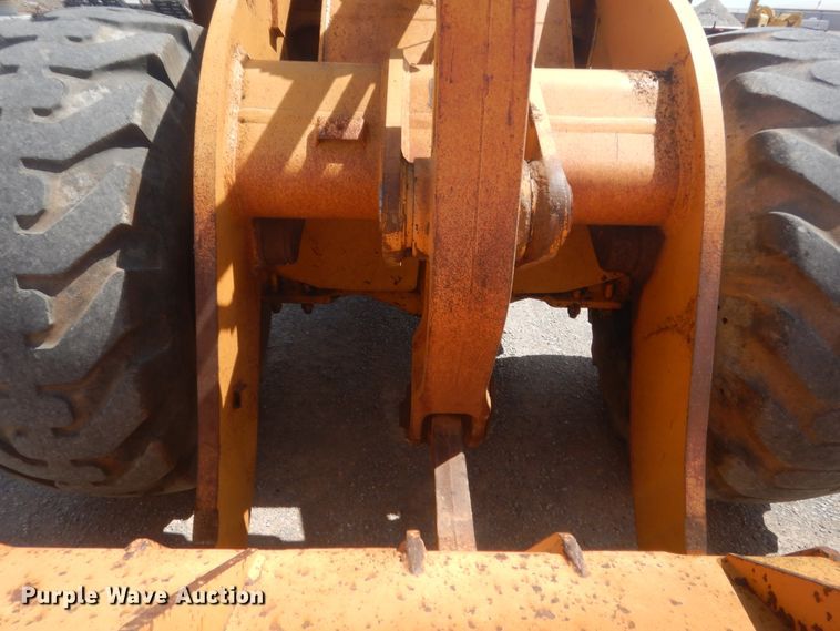 image for item HG9699 Case 621B  wheel loader