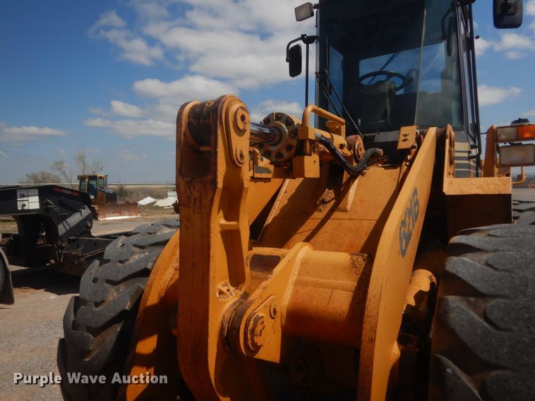 image for item HG9699 Case 621B  wheel loader