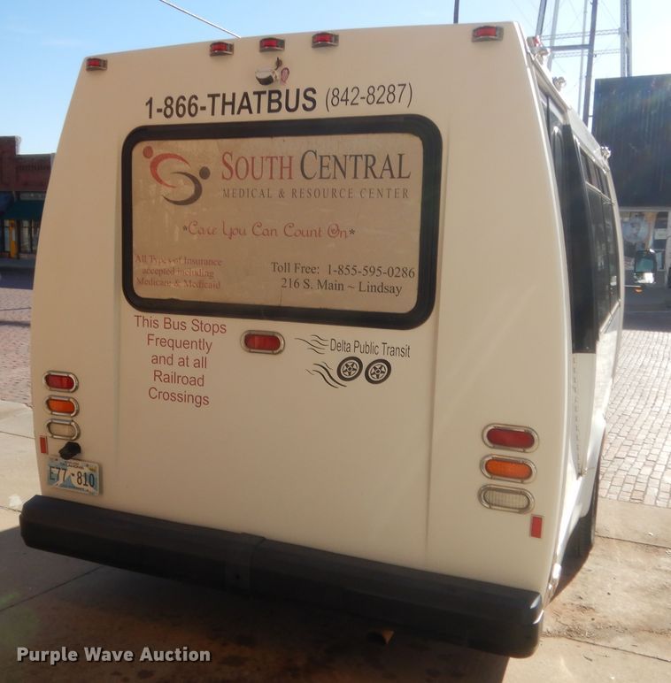 image for item HG9766 2010 Ford E450  shuttle bus