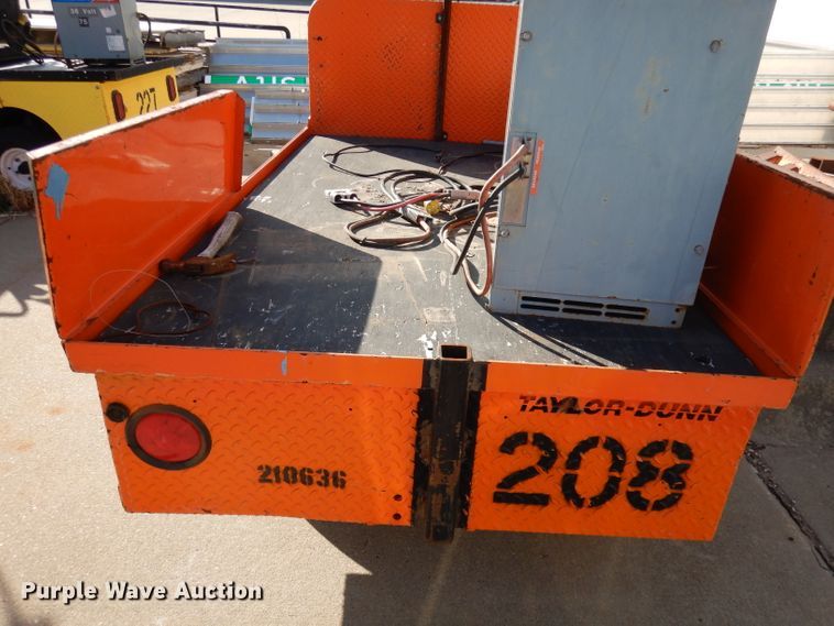 image for item HU9222 Taylor Dunn B248  utility cart