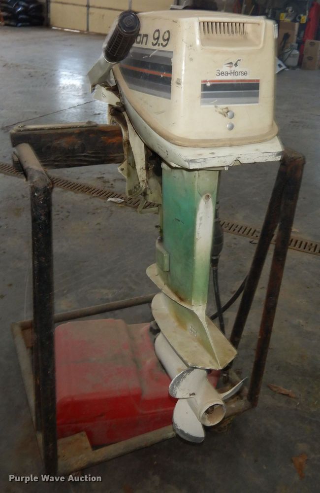 image for item HU9225 Johnson Seahorse 9.9 outboard motor