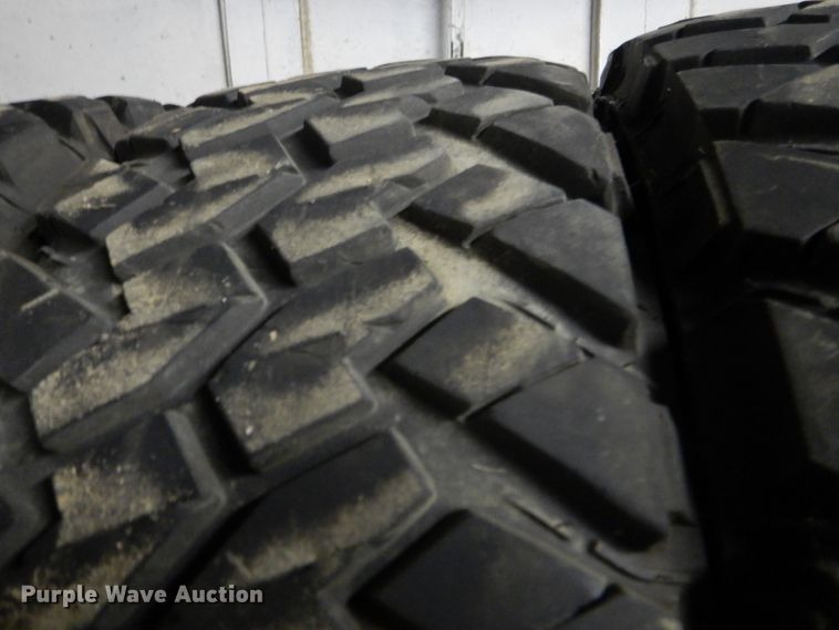 image for item HW9945 (6) Nitro Trail Grappler 35x12.50R17LT tires