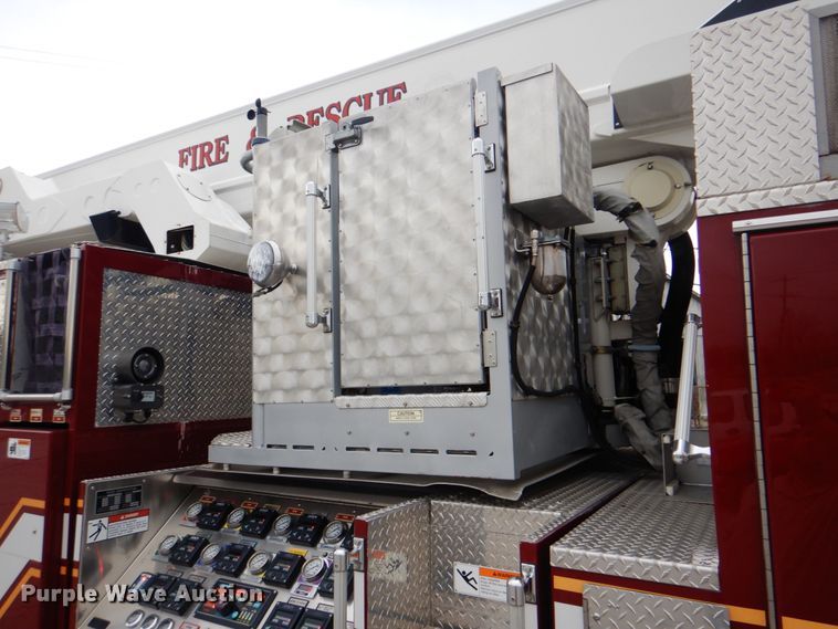 image for item HW9957 2012 E-one  ladder fire truck