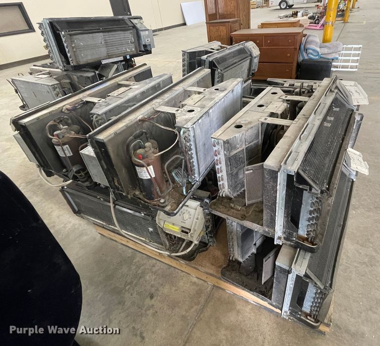 image for item II9311 (15) window AC units