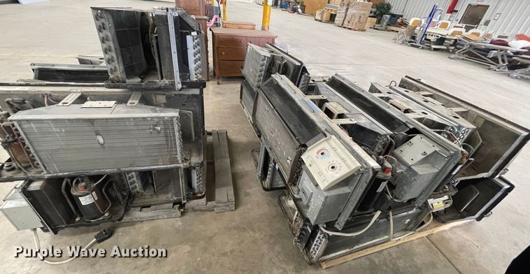 image for item II9311 (15) window AC units