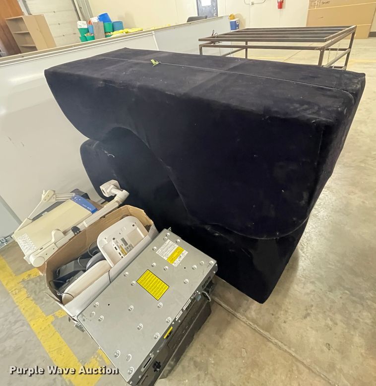 image for item II9312 Furniture