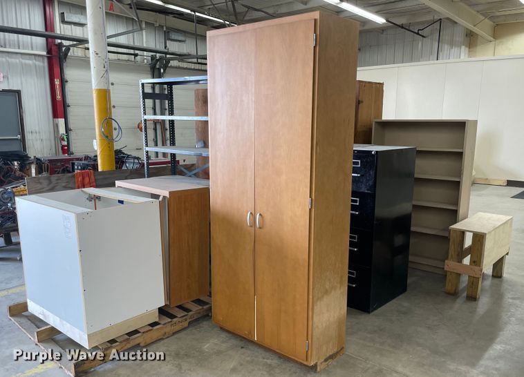 image for item II9313 Furniture