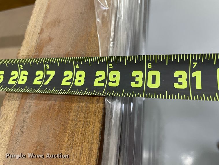 image for item II9315 Entertainment center