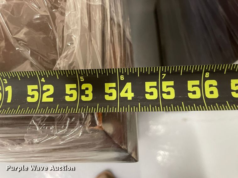 image for item II9315 Entertainment center