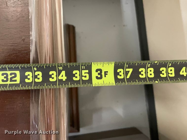 image for item II9315 Entertainment center