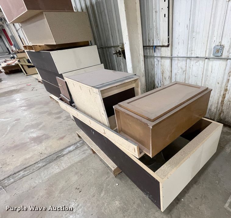 image for item II9316 Furniture