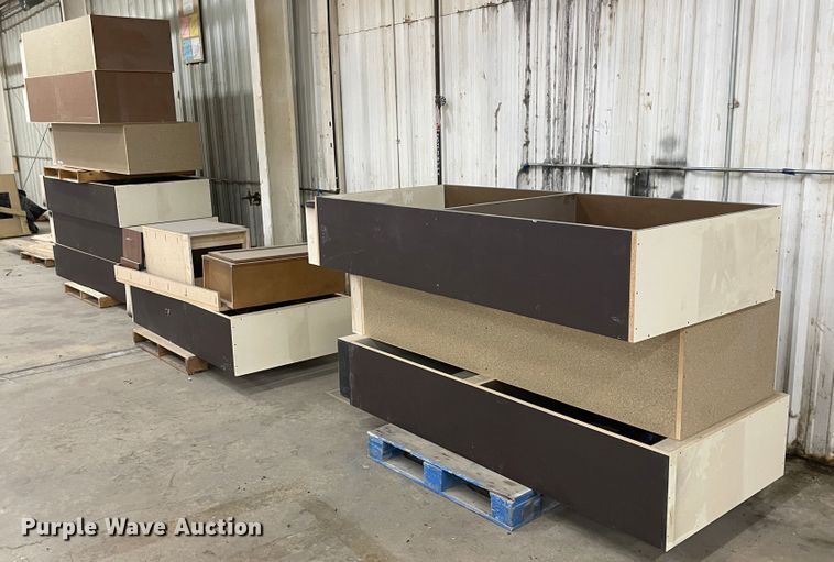 image for item II9316 Furniture