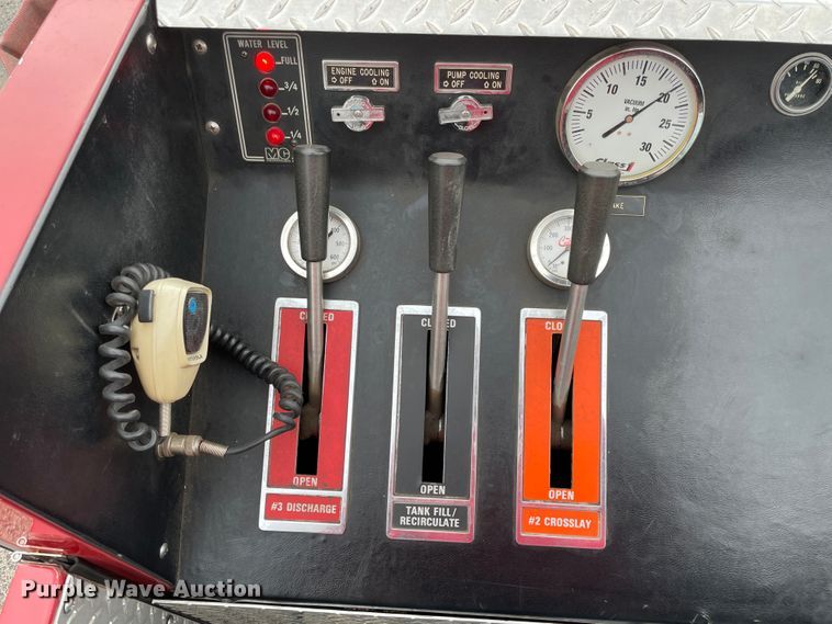 image for item II9324 1988 Ford CF8000 pumper fire truck