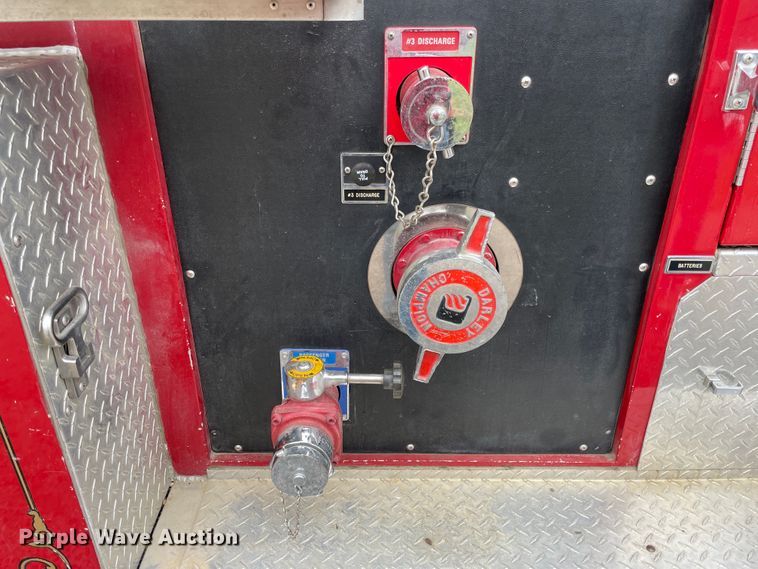 image for item II9324 1988 Ford CF8000 pumper fire truck