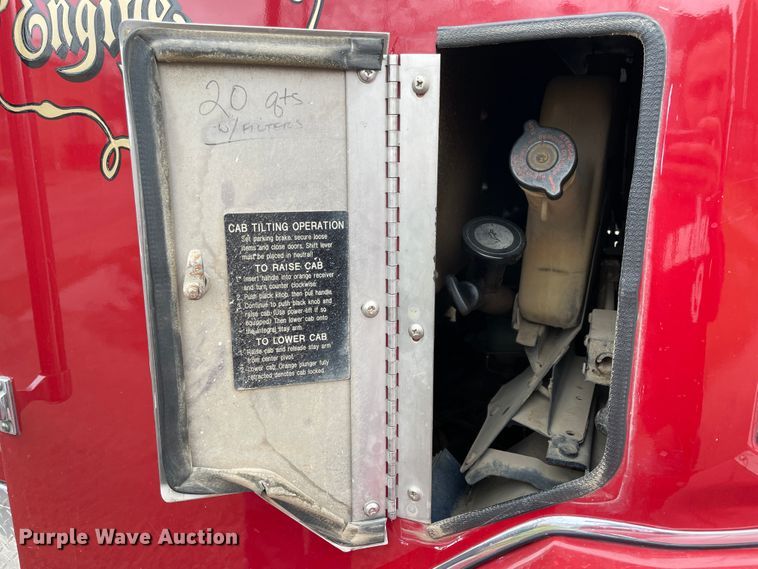 image for item II9324 1988 Ford CF8000 pumper fire truck