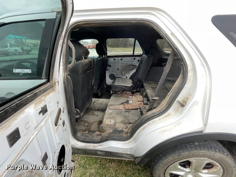 image for item II9327 2013 Ford Explorer Police  SUV