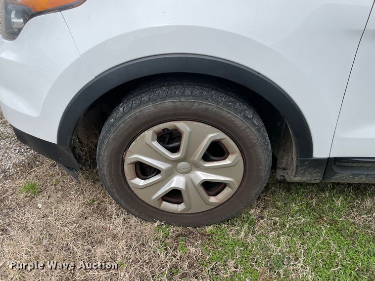 image for item II9327 2013 Ford Explorer Police  SUV