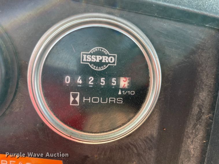 image for item II9329 1991 International 4900  crane truck