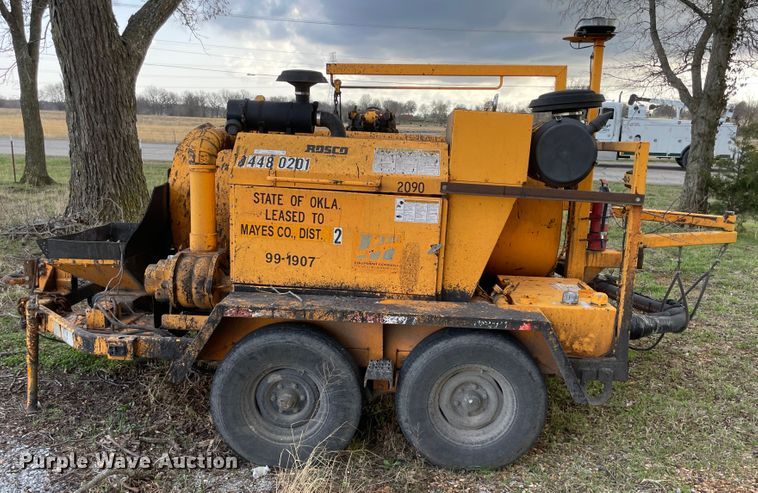 image for item II9330 Rosco RA2000 pot hole patcher