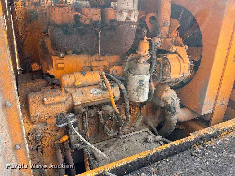 image for item II9330 Rosco RA2000 pot hole patcher