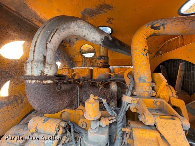 image for item II9330 Rosco RA2000 pot hole patcher