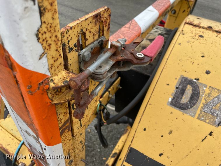 image for item II9331 Rosco RA2000 pot hole patcher