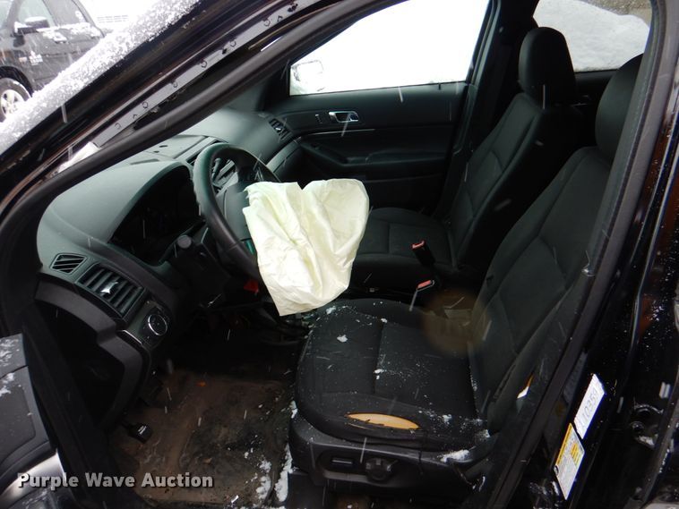 image for item II9789 2016 Ford Explorer Police  SUV