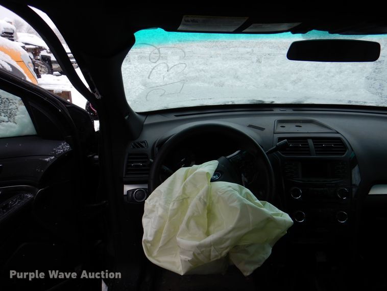 image for item II9789 2016 Ford Explorer Police  SUV