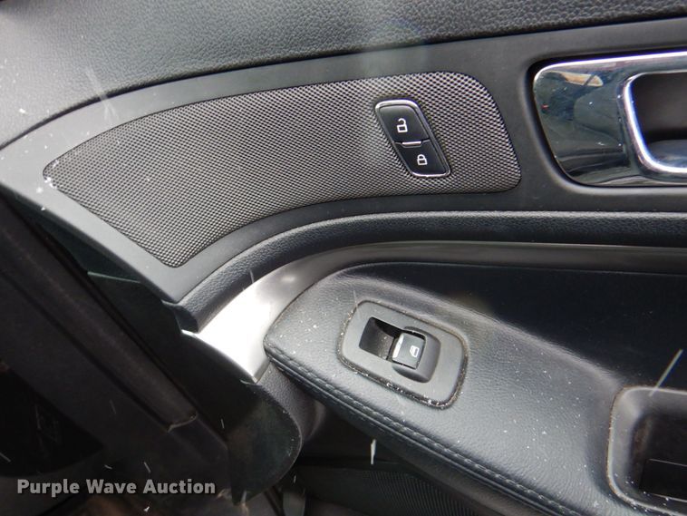 image for item II9789 2016 Ford Explorer Police  SUV