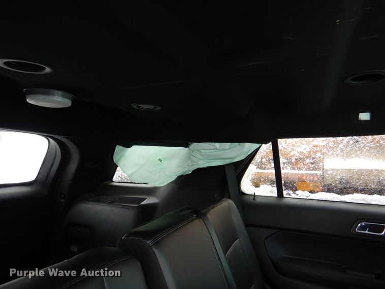 image for item II9789 2016 Ford Explorer Police  SUV