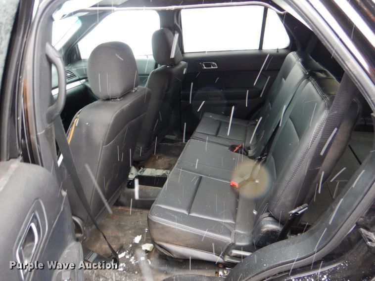 image for item II9789 2016 Ford Explorer Police  SUV