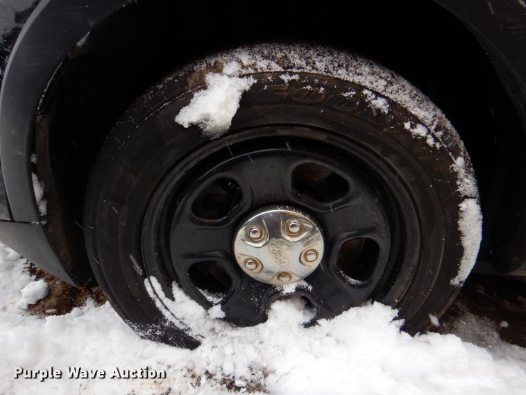 image for item II9789 2016 Ford Explorer Police  SUV