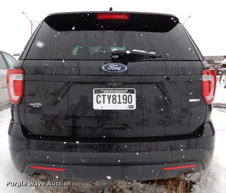 image for item II9792 2016 Ford Explorer Police  SUV